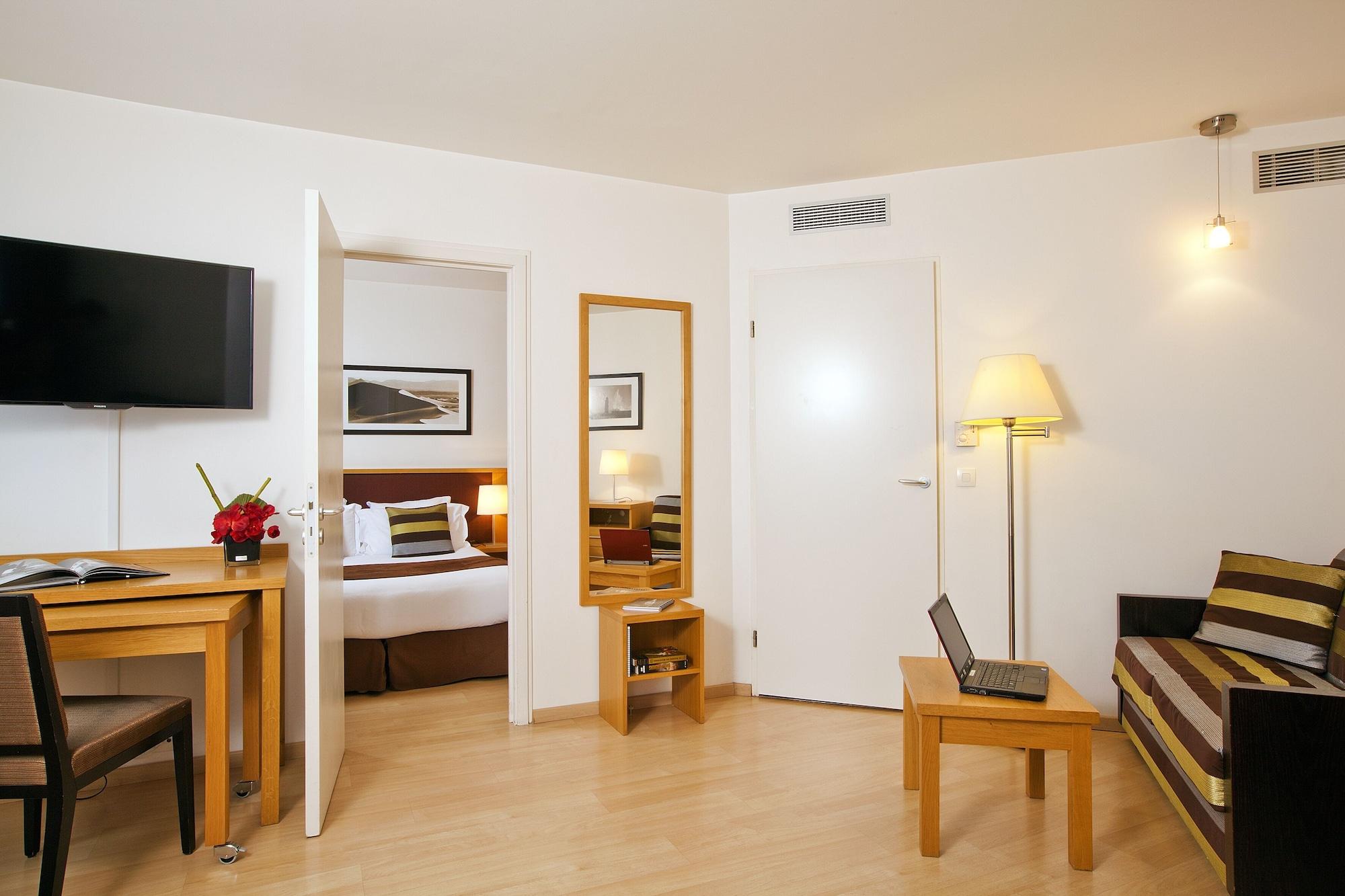 Residhome Paris-Massy Экстерьер фото